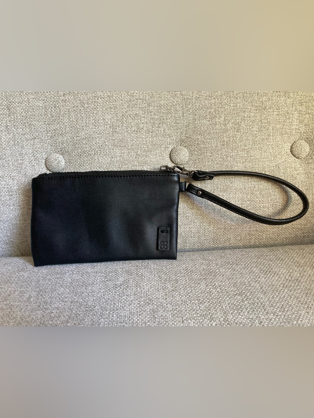 Black Sherpani wristlet